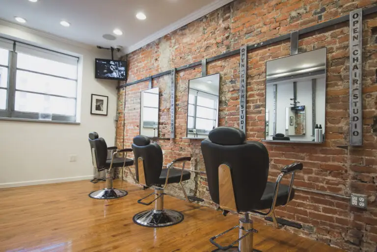 Best chair rental salon for freelance hairstylists in Philadelphia