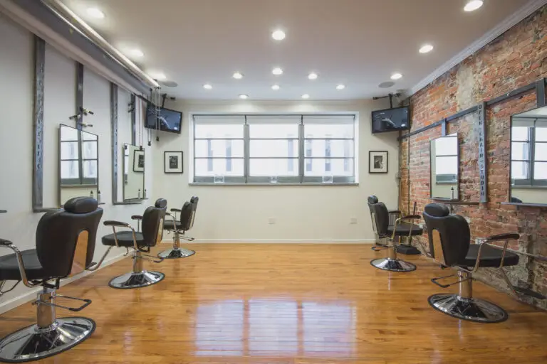“Open Chair’s modern salon rental space in Philadelphia offers flexible daily and weekly chair rentals for hairstylists and barbers.”